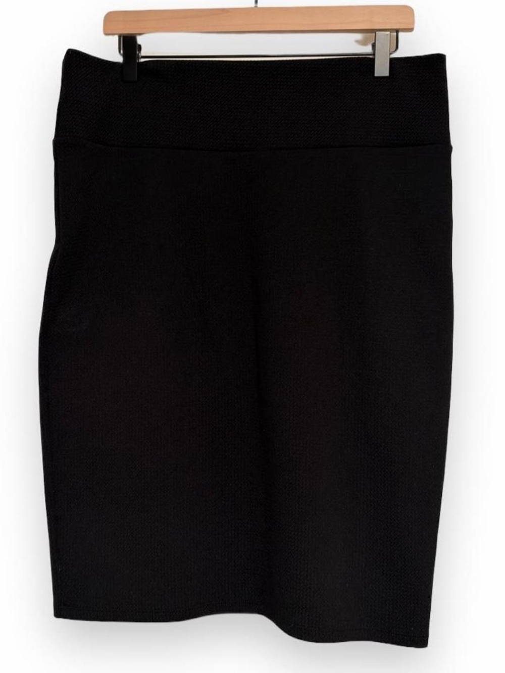 LulaRoe Jet Black Stretch Midi Pencil Skirt